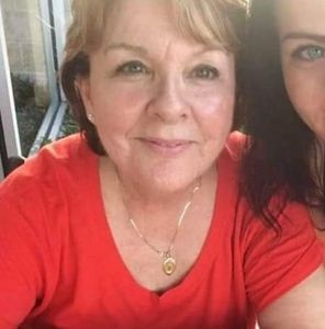 Meet your Posher, Denise